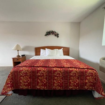 Vibe Inn - Whirlpools Suites - Lyons Ngoại thất bức ảnh